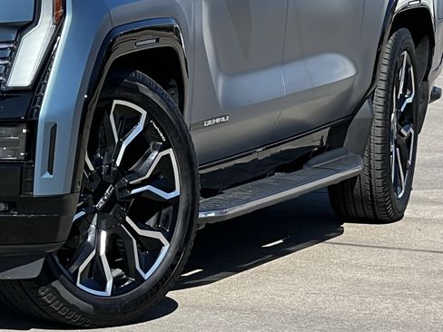 New 2025 GMC Sierra EV Denali image 8