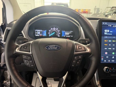Used 2023 Ford Edge Titanium w/ Cargo Accessory Package AWD/4WD image 23