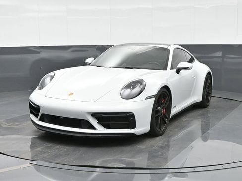 Certified 2022 Porsche 911 Carrera GTS image 12
