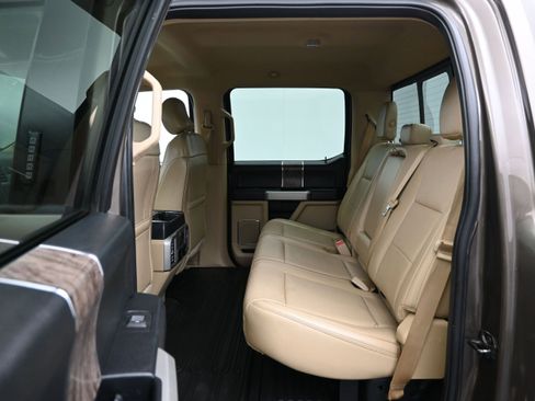 Used 2017 Ford F250 Lariat AWD/4WD image 11