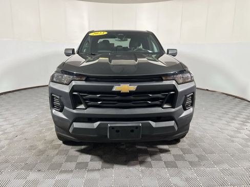 Used 2023 Chevrolet Colorado W/T RWD image 3