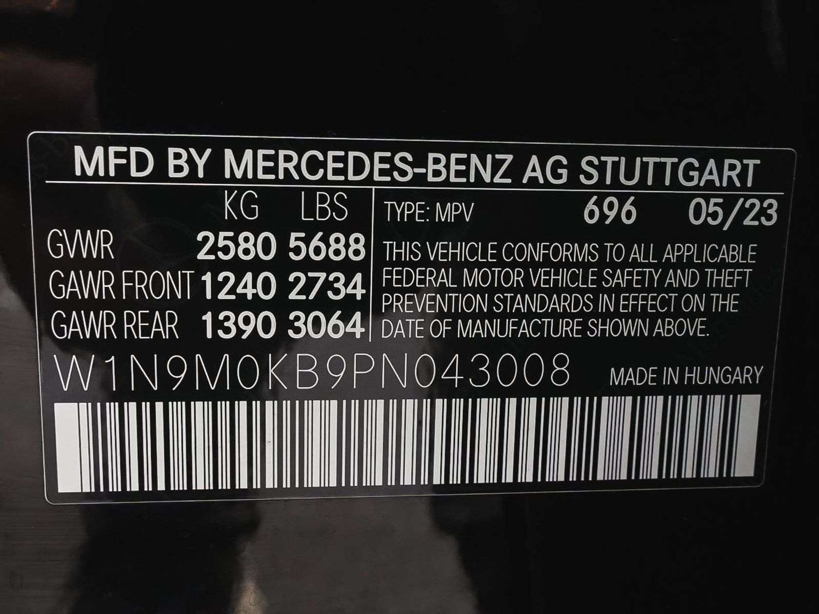 Used 2023 Mercedes-Benz EQB 300 4MATIC w/ Pinnacle Package image 17