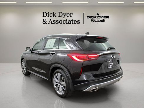 Used 2021 INFINITI QX50 Sensory image 4