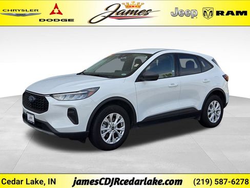 Used 2025 Ford Escape Active AWD/4WD image 1
