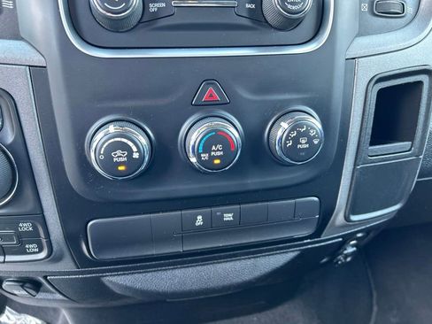 Used 2014 RAM 1500 Express w/ Black Ram 1500 Express Group AWD/4WD image 19