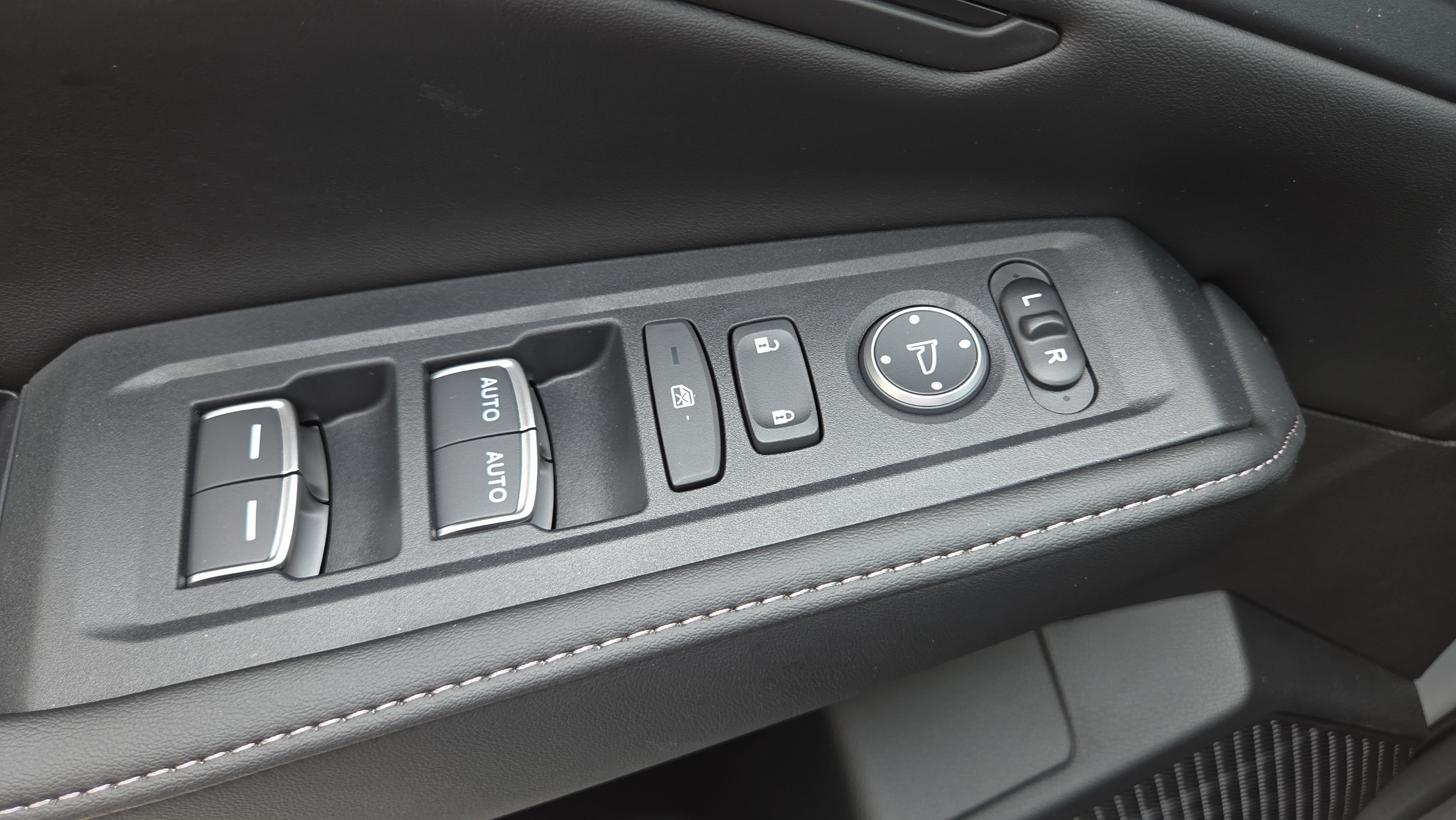 New 2026 Honda Accord Sport image 33