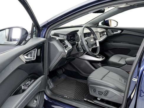 Used 2023 Audi Q4 e-tron Premium Plus RWD image 8