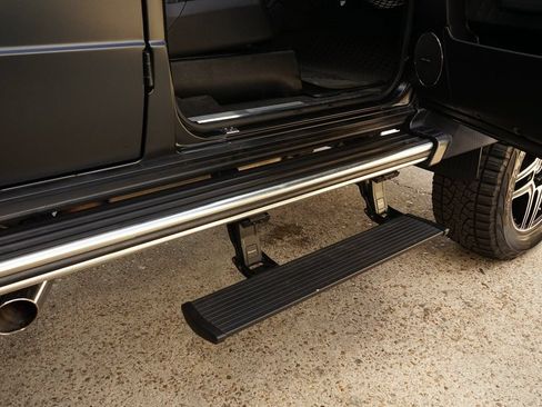 Used 2017 Mercedes-Benz G 550 Squared image 32