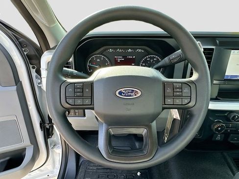 New 2025 Ford F550 4x4 Regular Cab Super Duty image 7