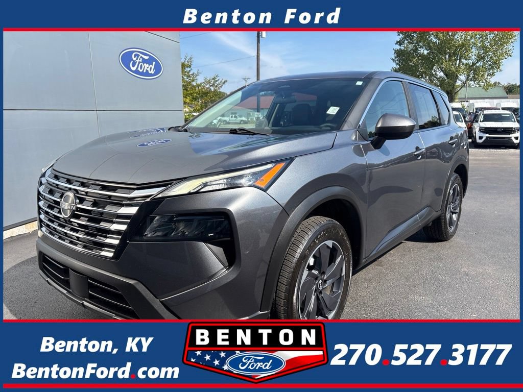 Used 2024 Nissan Rogue SV FWD image 1