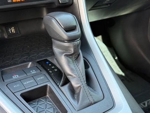 Certified 2025 Toyota RAV4 XLE image 26