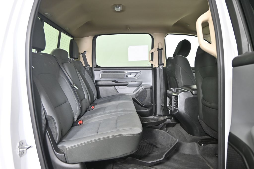 Used 2019 RAM 1500 Big Horn AWD/4WD image 16