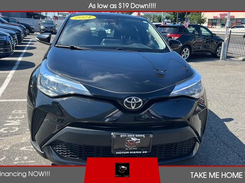Used 2021 Toyota C-HR LE FWD image 7