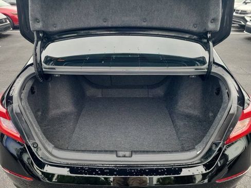 Used 2018 Honda Accord EX image 12