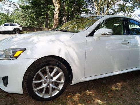 Used 2011 Lexus IS 250 AWD image 4