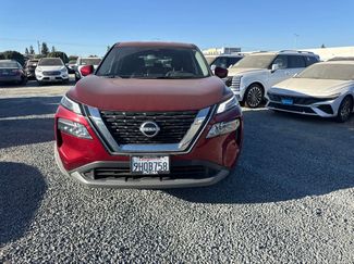 Used 2023 Nissan Rogue SV FWD video 2