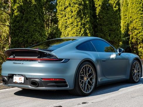 Used 2020 Porsche 911 Carrera 4S AWD/4WD image 17