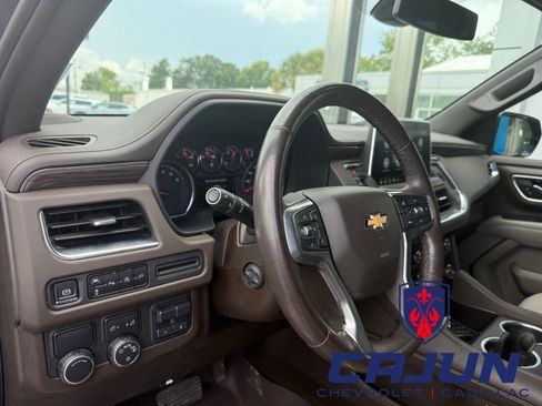 Used 2021 Chevrolet Tahoe LT w/ LT Signature Package RWD image 7