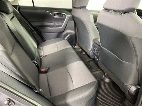 Used 2024 Toyota RAV4 XLE w/ Convenience Package image 10