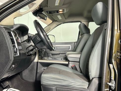 Used 2014 RAM 2500 Big Horn image 28