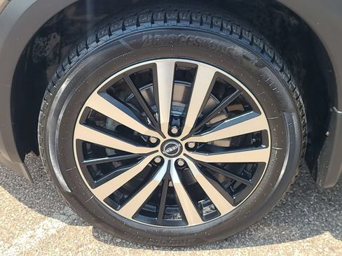 Used 2023 Nissan Pathfinder Platinum AWD/4WD image 10