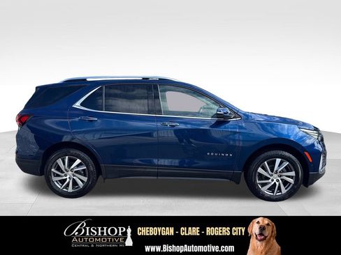 Used 2022 Chevrolet Equinox Premier AWD/4WD image 12