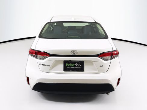 Used 2024 Toyota Corolla LE FWD image 7