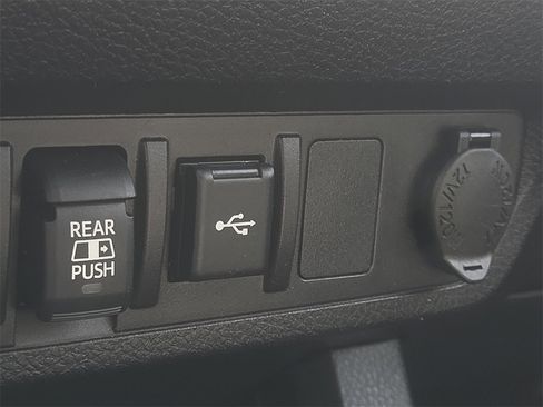 Certified 2023 Toyota Tacoma SR5 image 22