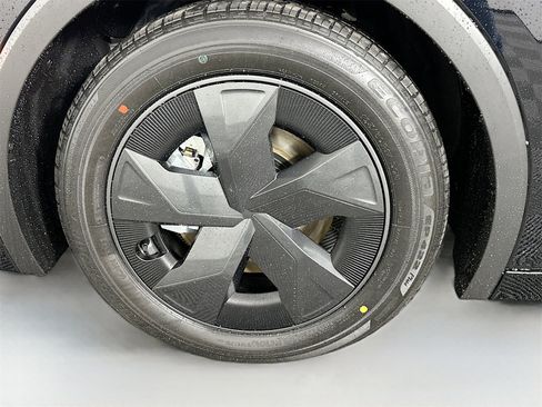 New 2026 Toyota Prius Plug-In Hybrid image 29