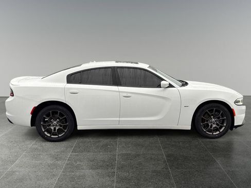 Used 2018 Dodge Charger GT image 8