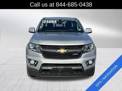 Used 2019 Chevrolet Colorado Z71 image 2