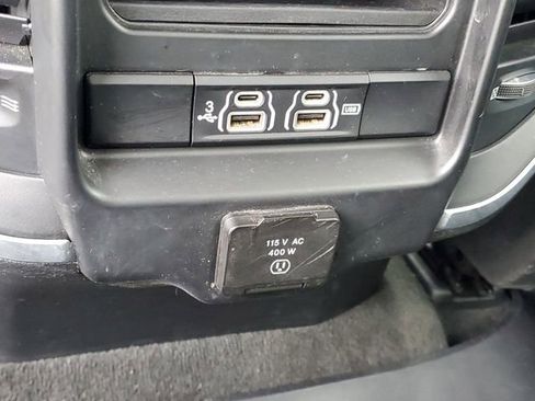 Used 2020 RAM 1500 Big Horn AWD/4WD image 11