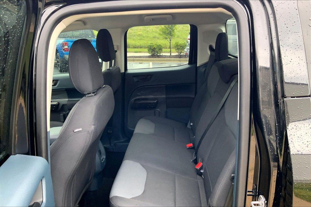 Used 2024 Ford Maverick XL FWD image 11