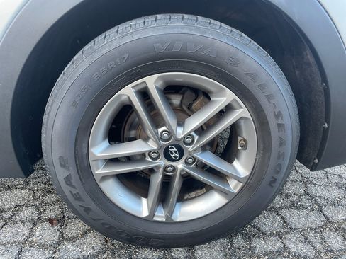 Used 2018 Hyundai Santa Fe Sport image 9