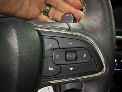 Used 2023 Buick Envision Essence w/ Sport Touring Package image 49