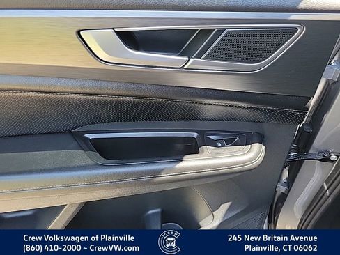 Certified 2024 Volkswagen Atlas Cross Sport SE AWD/4WD image 47