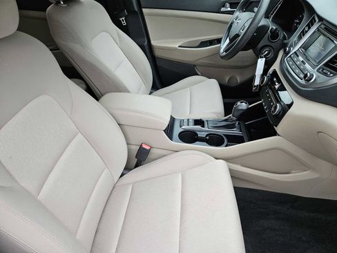 Used 2016 Hyundai Tucson SE w/ Option Group 02 image 13
