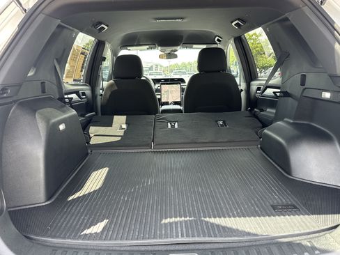Used 2026 GMC Terrain Elevation w/ Black Edition FWD image 33