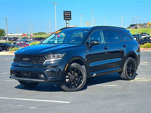 Used 2023 Kia Sorento SX AWD/4WD image 2