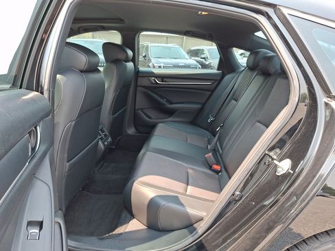 Used 2021 Honda Accord Sport image 11