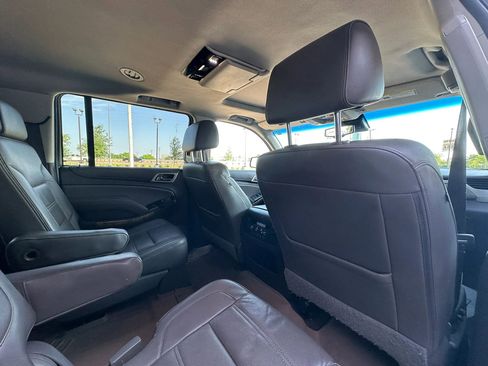 Used 2017 GMC Yukon XL Denali w/ Open Road Package AWD/4WD image 17