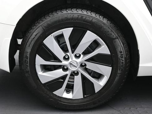 Used 2020 Nissan Altima 2.5 S AWD/4WD image 31