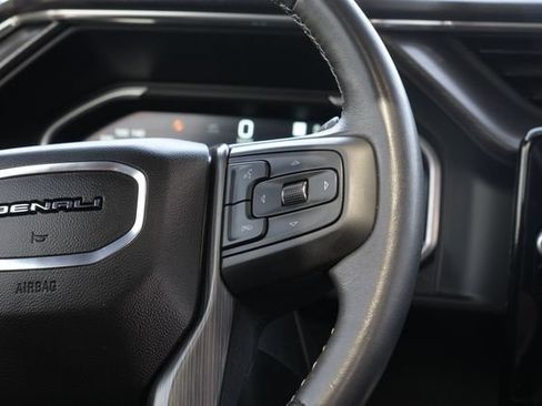 Used 2022 GMC Sierra 1500 Denali Ultimate AWD/4WD image 22