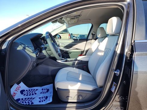 New 2023 Hyundai Sonata SEL FWD image 3