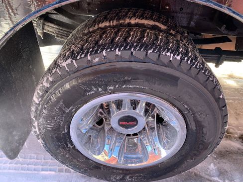 Used 2022 GMC Sierra 3500 SLE w/ SLE Convenience Package image 35