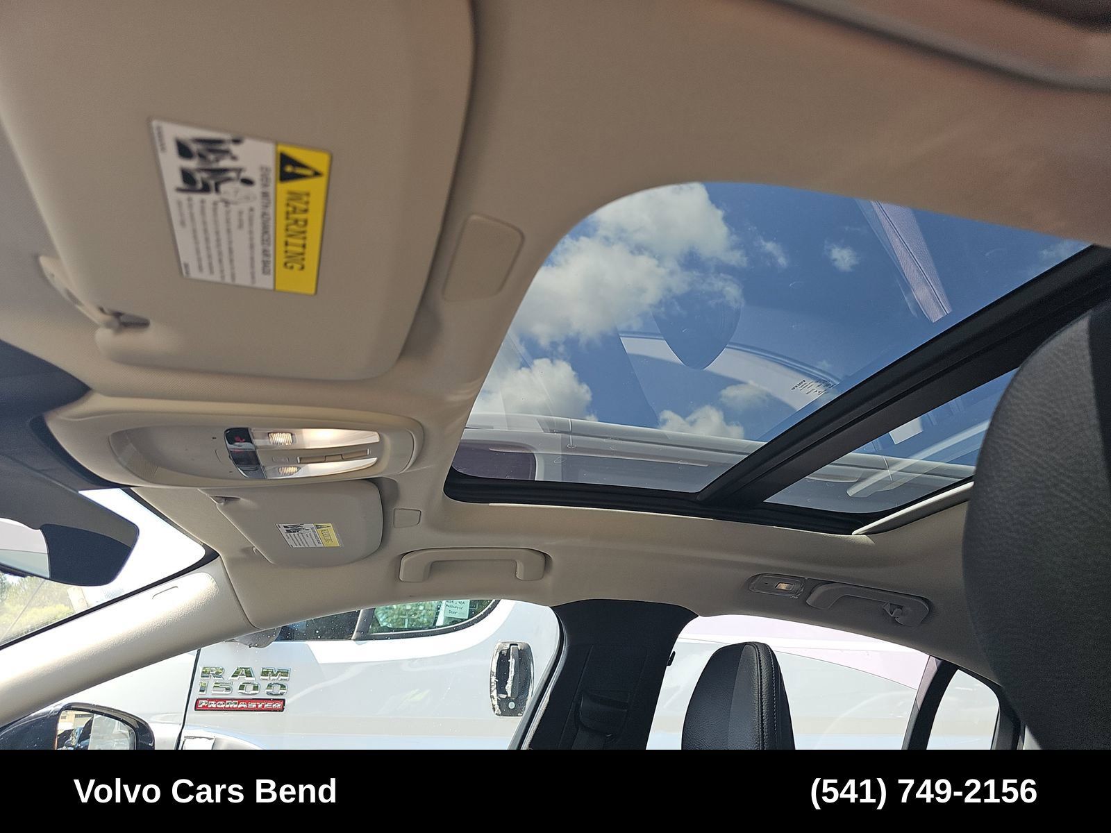 Used 2023 Volvo S60 T8 Plus AWD/4WD image 8