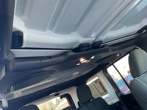Used 2021 Jeep Wrangler Unlimited Rubicon 4xe w/ Cold Weather Group AWD/4WD image 46