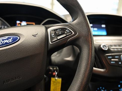Used 2018 Ford Focus SE image 22