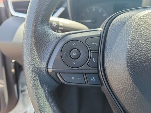 Used 2025 Toyota Corolla LE FWD image 23