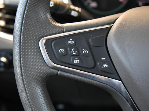 Used 2021 Chevrolet Malibu LT FWD image 28